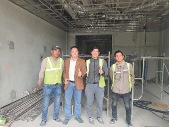 Thi công Trần gỗ nhựa Picomat Khung inox