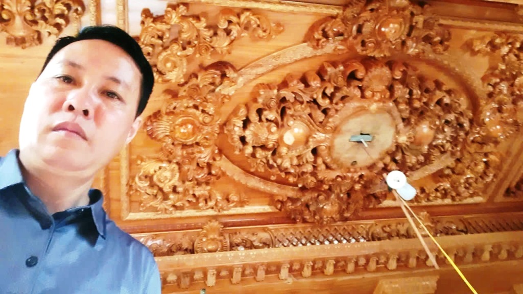 Thi công ốp trần gỗ gõ đỏ